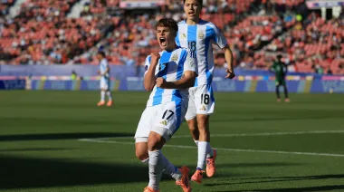 Argentina goleó a Nigeria 4-0 y espera por México en cuartos del Mundial Sub-20 en Chile