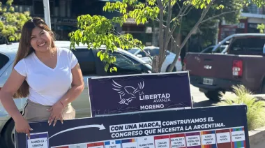 Insólito: la hija de "Nene" Vera tapó a Espert con su foto para pedir el voto por LLA