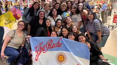 Así fue la llegada de Alba Reche a la Argentina