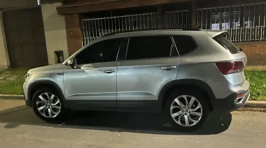 Un comisario retirado mató a dos adolescentes que intentaron robarle el auto en Morón