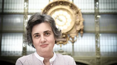 El Louvre reabre tras el millonario robo y su directora admite fallas