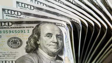 Dólar: a $10 del techo de la banda en la última rueda preelectoral