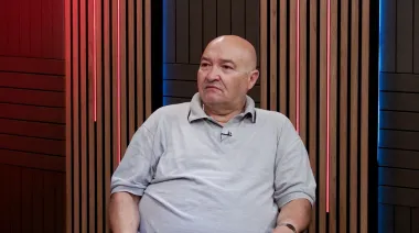 Larry de Clay entre el teatro y la militancia: "Ser diputado sería un honor"