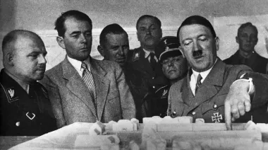 Cómo el arquitecto de Hitler burló la pena de muerte