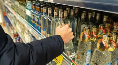 Prohíben la venta de alcohol desde las 20 del sábado hasta las 21 del domingo