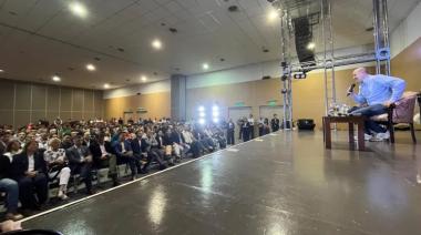 Sturzenegger prometió estabilidad post 26-O y elogió la producción entrerriana