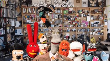 Llegó el esperado Tiny Desk Concert de 31 minutos: miralo acá
