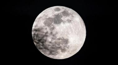 Superluna del Cazador 2025: a qué hora ver la Luna llena de octubre en Argentina