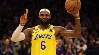 Expectativa mundial por el anuncio de LeBron James