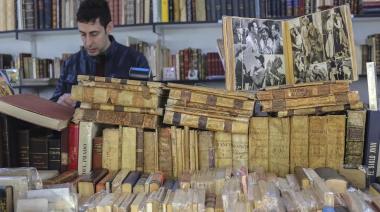 Feria del Libro Antiguo 2025: vuelve a Buenos Aires con eje en la mujer en la literatura argentina