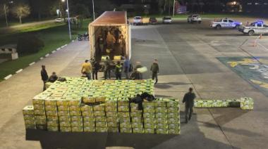 Secuestran 444 kilos de cocaína ocultos en un cargamento de bananas en Monte Grande