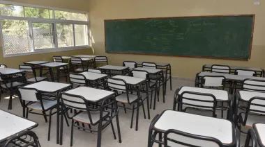 “Idiotas, tarados”: suspendieron al docente de Banfield que insultó a simpatizantes de Milei