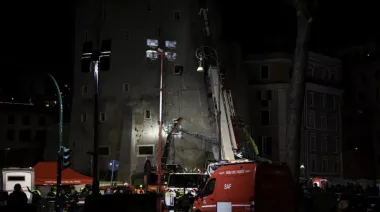 Roma amaneció de luto: falleció un trabajador tras el derrumbe de la Torre dei Conti