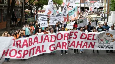 Trabajadores del Garrahan celebraron el aumento