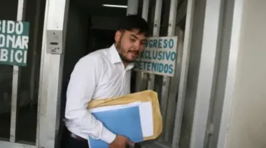 Detienen a un colaborador de la defensa de Emerenciano Sena por amenazar a un perito en el juicio