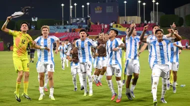 Jainikoski iluminó a la Sub-17: triunfo ante Túnez y clasificación a 16avos