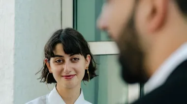 ¿Quién es Rama Duwaji? La artista que redefine el rol de Primera Dama