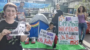 Adorni ironizó sobre un “Campamento Anticapitalista” en la UBA: “Ojalá recauden mucho”