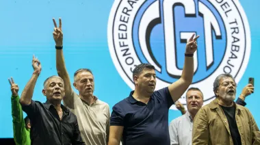 El Gobierno analiza citar a la nueva cúpula de la CGT antes de mandar la reforma laboral