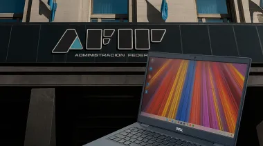 Era custodio policial de la AFIP y robó 129 computadoras del organismo