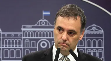 Manuel Adorni, de sindicalista frustrado a funcionario