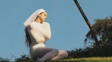 “Desear lo sagrado”: LUX, de Rosalía