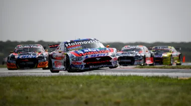 Christian Ledesma ganó el TC en Toay y el Titán Canapino deberá esperar