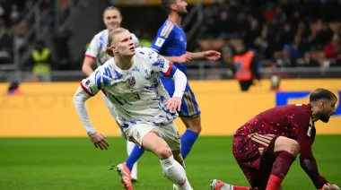 Noruega goleó a Italia y volvió al Mundial luego de 28 años