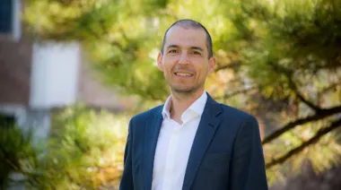 El radical Luis Picat justificó su salto a La Libertad Avanza