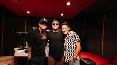 Tras llenar dos Vélez, La Konga presenta “Amantes o desconocidos”