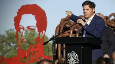 Kicillof acusó a Milei de “sumisión política” y alertó por el acuerdo con EE.UU.