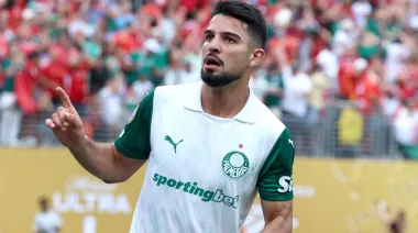 A días de la final de la Libertadores, el DT de Palmeiras criticó al Flaco López