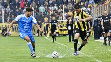 Estudiantes de Río Cuarto empató 1 a 1 con Deportivo Madryn y ascendió a Primera