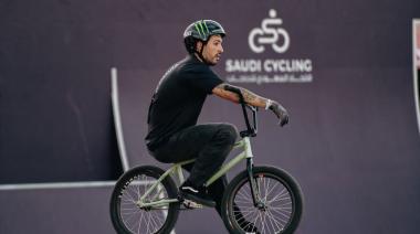 Maligno Torres busca el título mundial en Arabia Saudita