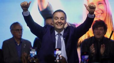 Adorni como jefe de Gabinete: el apoyo de funcionarios claves tras la polémica