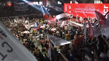 El radicalismo bonaerense intenta resurgir entre la autocrítica y los acuerdos de emergencia