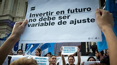 Cae la inversión educativa en 19 provincias: una década de pérdida de prioridad presupuestaria