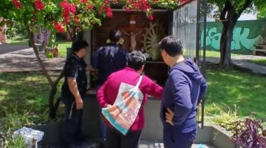 Vandalizan imagen de la Virgen de Luján en una ermita de Liniers