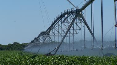 En dos años, Argentina sumó más de 63.000 hectáreas de riego en el agro