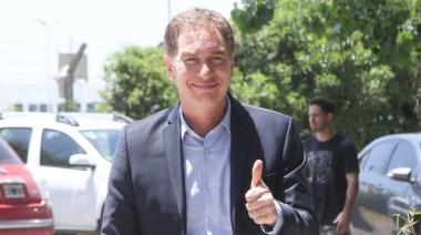 Santilli acelera negociaciones y viaja a Misiones para cerrar la ronda de gobernadores