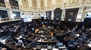 "La provincia de Buenos Aires no necesita más cargos ni más gasto político"