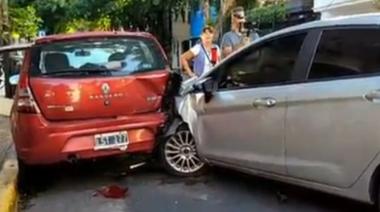 Palermo: manejó alcoholizado, chocó autos estacionados y se atrincheró más de dos horas en su vehículo