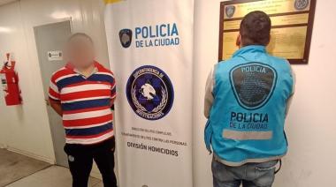 Cayó “Chatrán” en el barrio 1-11-14: lo buscaban por intento de homicidio y robo agravado