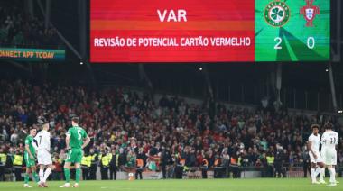 Cristiano Ronaldo recibió la primera tarjeta roja de su carrera con Portugal