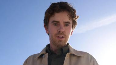 Con Freddie Highmore, The Assassin fue un éxito y tendrá segunda temporada