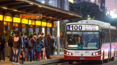 Colectivos, subtes y peajes: otro aumento fuerte desde diciembre