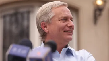 La lucha presidencial en Chile: ¿José Antonio Kast o Jeannette Jara? Los nuevos bloques en juego