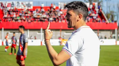 Quién era Santiago Fredes, el técnico del club Luján que murió a los 36 años