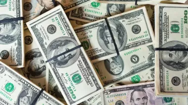 El dólar MEP cotiza hoy sin brecha con el oficial