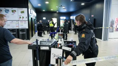 Detienen a un joven tras un disparo dentro de un centro comercial en Oslo